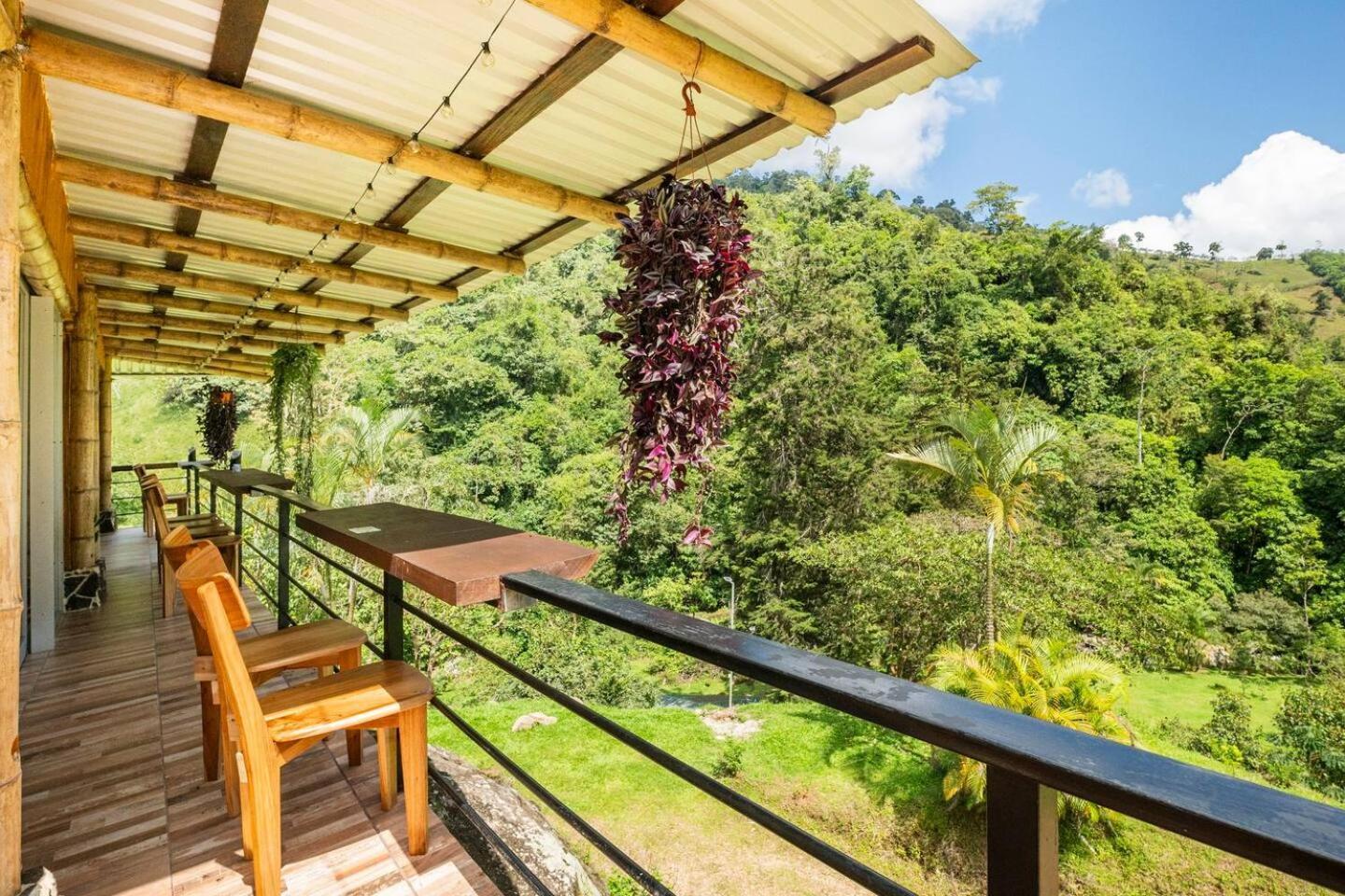 Hotel Rivel - Restaurant & Nature Retreat Turrialba Luaran gambar